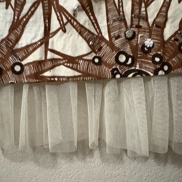 100% Silk Sunburst Sleeveless Dress. Sunburst Design with Embellishments. - Picture 5 of 16